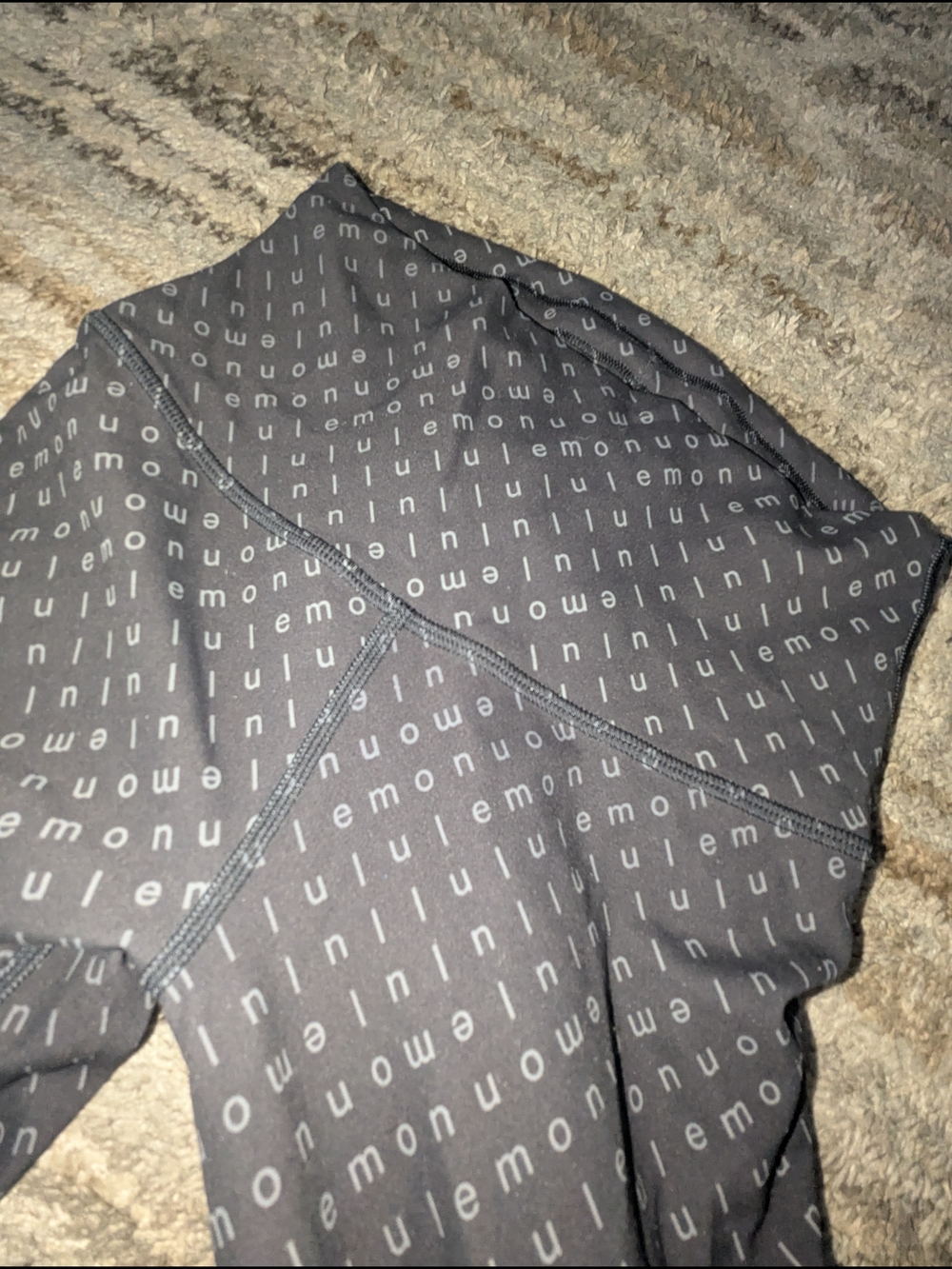 lululemon athletica Black Patterned High-Rise Leggings - Picture 3 of 6
